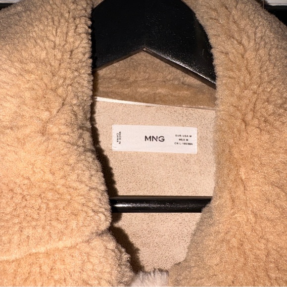 ☁️ MANGO (MNG) Cream Teddy Aviator Shearling Jacket ☁️ - Picture 2 of 3